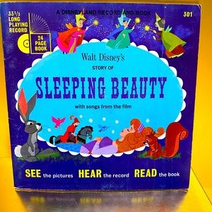 WALT DISNEY’S SLEEPING BEAUTY VTG DISNEYLAND VINYL RECORD & READ ALONG 24p BOOK